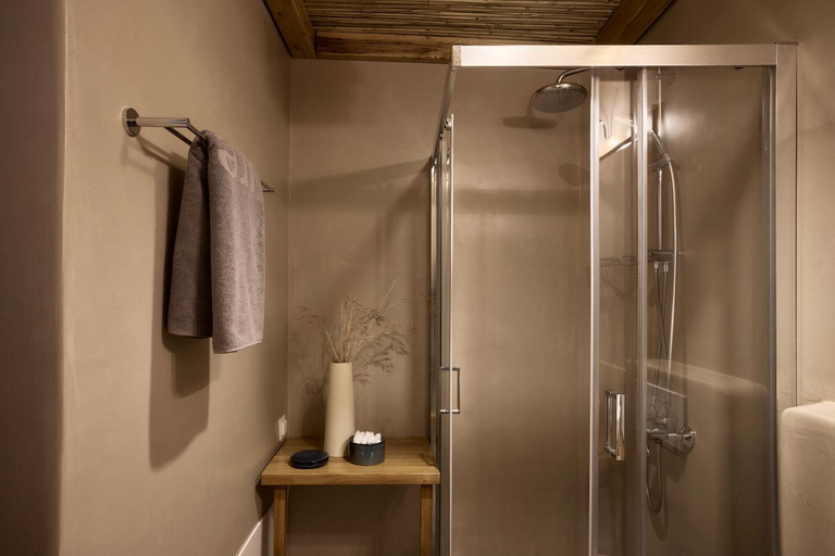 Bathroom 4, Milesian Suites, South Aegean