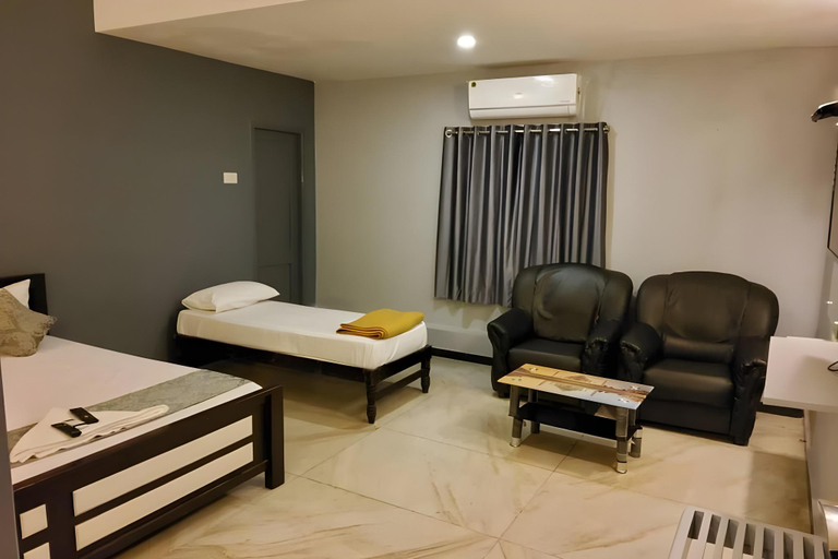 Bedroom 2, Le Grace Annasalai, Chennai