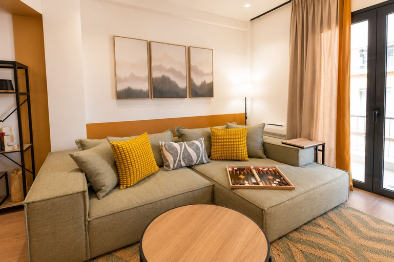 Room 5, LIV - Upscale Athenian Apartment 2C, Attica