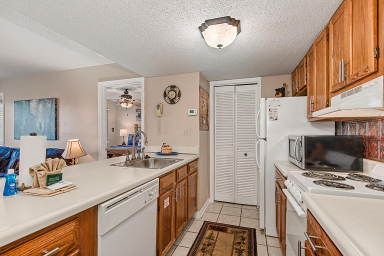Private kitchen 3, Mountain View Memories Unit #2102, Sevier