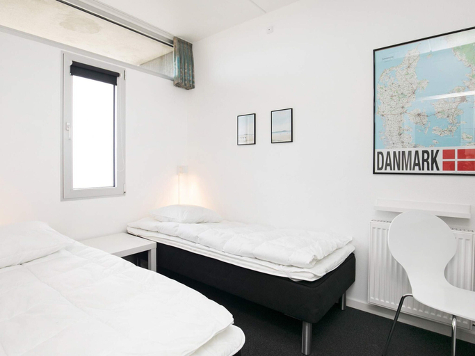 Bedroom 2, 6 Person Holiday Park Home in Blokhus, Jammerbugt