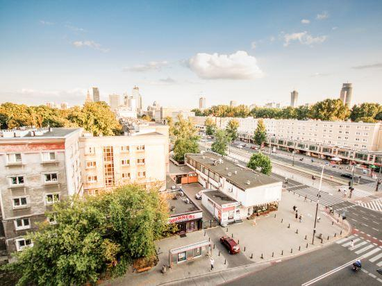 Others 3, Nowolipki Studio, City Center Skyline View, WarsawStay, Warsaw