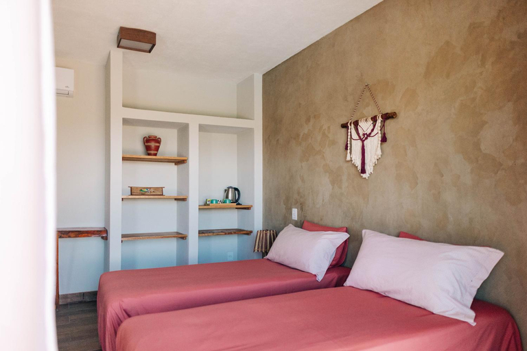 Bedroom 2, La Maison Loosai - Quarto em Pousada sem TV, Itacaré
