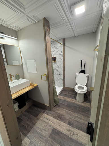 Bathroom 4, Raystown Country Lodge, Huntingdon