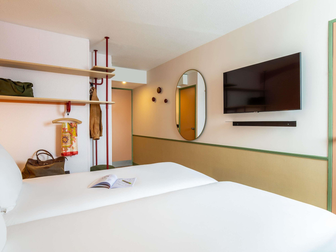 Bedroom 3, ibis Styles Reims Centre Cathédrale, Marne