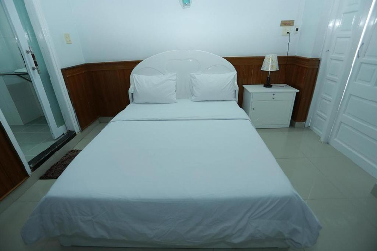 Bedroom, Thanh Long Hotel, Tuy Hoa