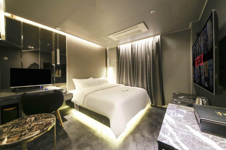 Bedroom 4, Daejeon Yongjeon Belleza Hotel, Dong