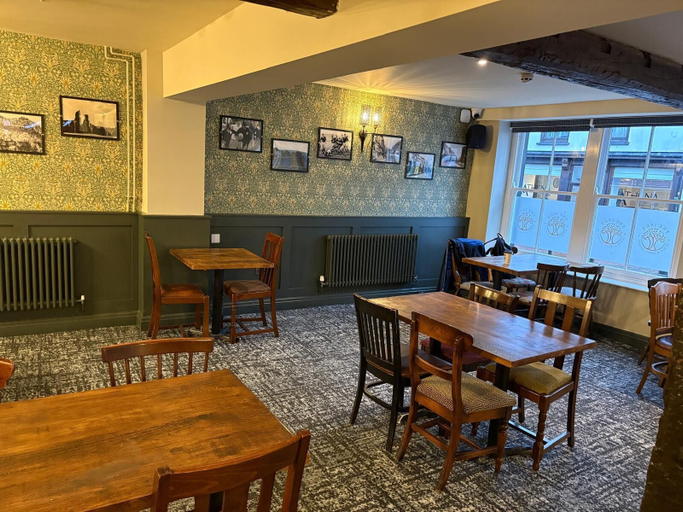 Food & Drinks 4, St Ives, Neath Port Talbot