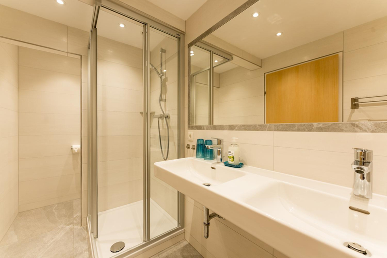 Bathroom 4, Apparthotel Bliem, Liezen