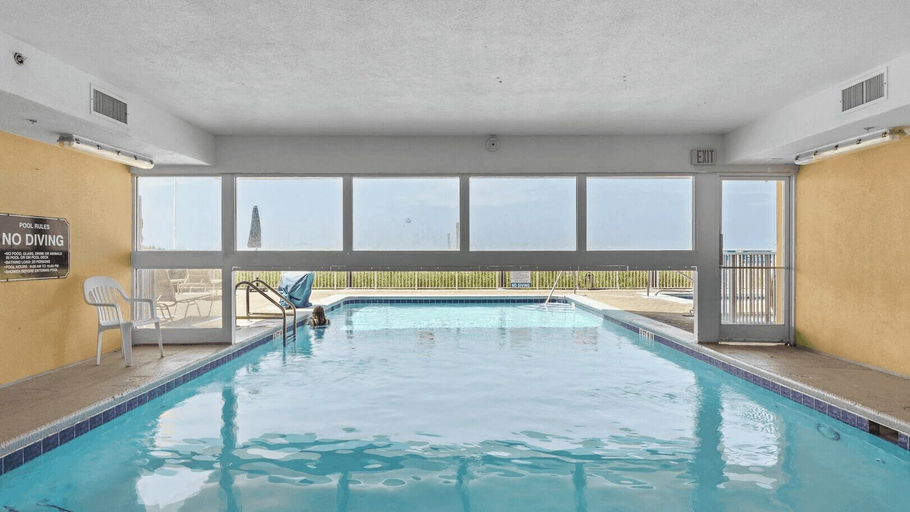 Sport & Beauty 4, Emerald Isle Resort 1409 Beachfront Access + Chairs Incl Pool, Ocean Views, Bay