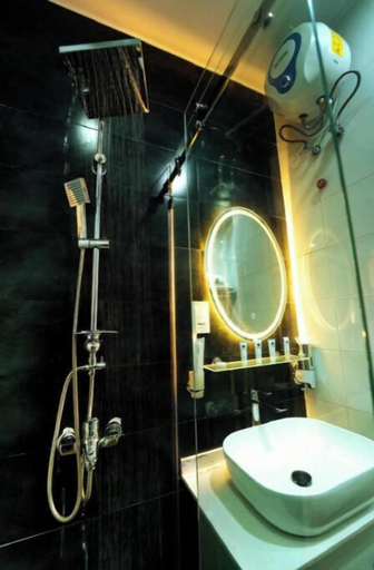Bathroom 2, The Mist Hotel Entebbe, Busiiro