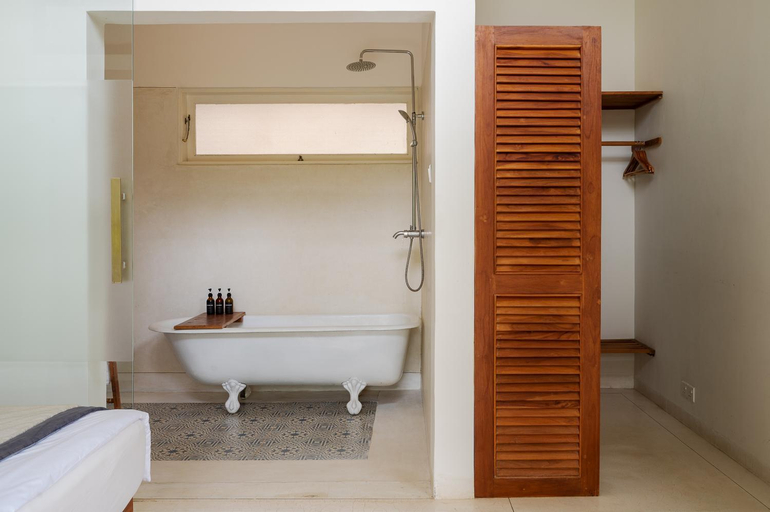 Bathroom 4, Rukgala Retreat, Medadumbara
