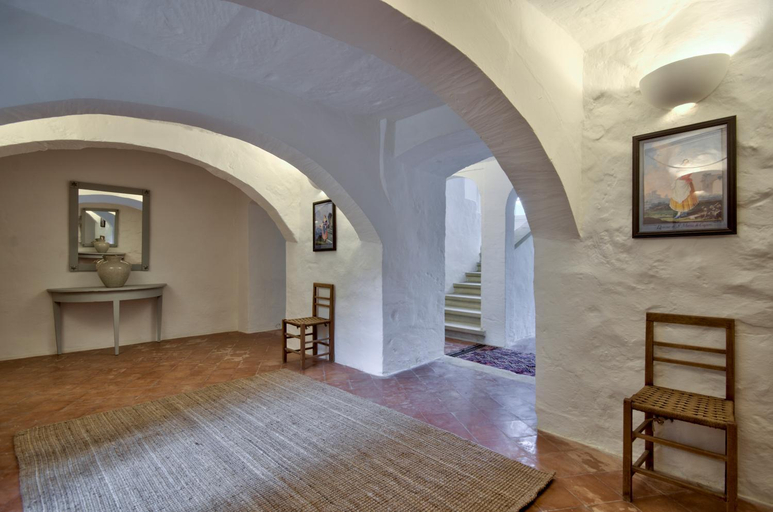 Others 5, Casa Mezzodi' - Luxurious 18th C. Farmhouse with Gardens & Pool