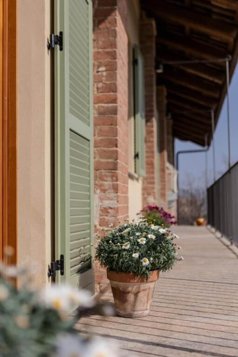 Exterior detail 4, Be Langhe in Monforte, Cuneo
