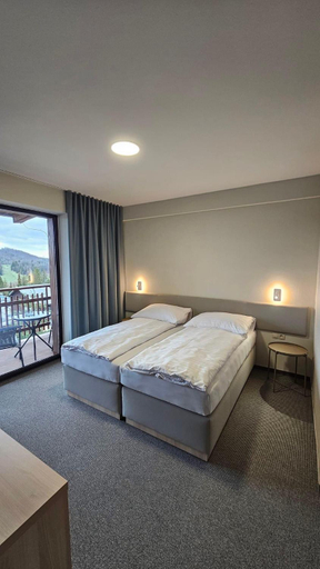 Bedroom 2, Wellness penzion Predna Hora, Revúca
