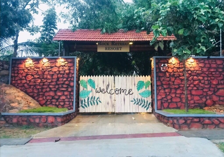 Property grounds 3, Rock Retreat, Ramanagara