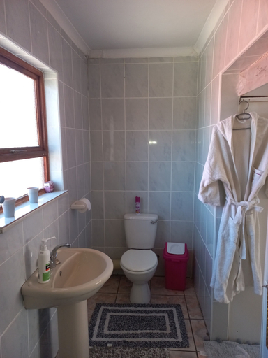 Bathroom 4, Turningpoint Bed & Breakfast, City of Cape Town