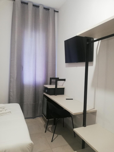 Bedroom 4, Hotel Viennese, Roma