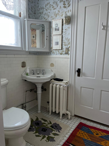 Bathroom 3, Munroe Inn Boutique Hotel, Androscoggin