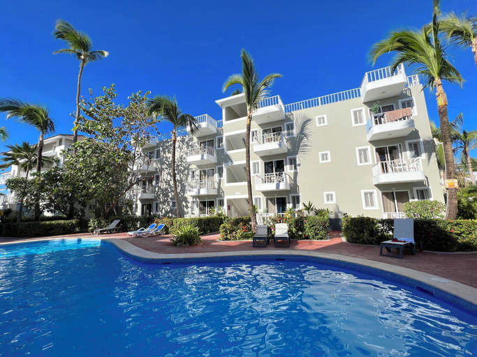 Pool 2, PALMERAS DE SOL CARIBE, Salvaleon de Higuey