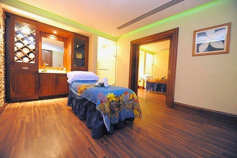 Bedroom, Kilronan Castle Hotel & Spa