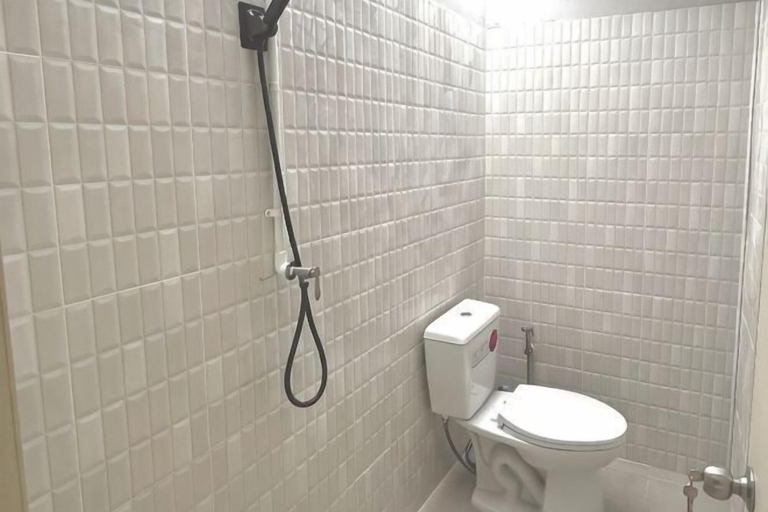 Bathroom 3, Tnn284, Chatuchak