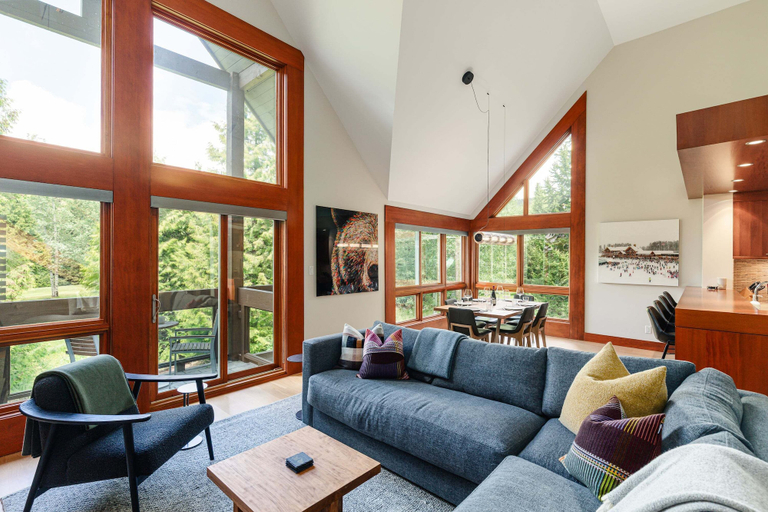 Living area 5, Northlight Retreat at Alpine Greens, Squamish-Lillooet
