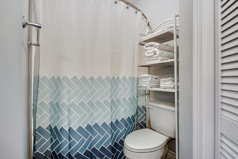 Interior 2, Holiday Hideaway - Sand Castle Villas #30, Bay