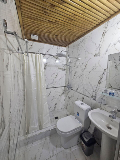 Bathroom 3, HOTEL PARVINA, Buxoro