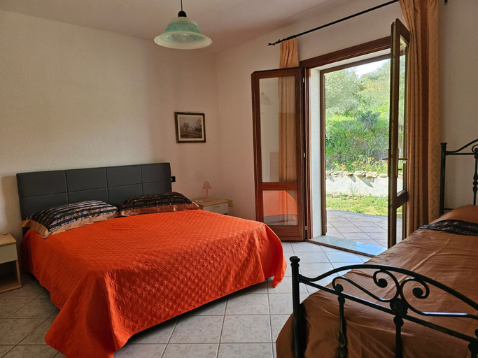Room 4, Fml-greis01 in Malamor, Sassari