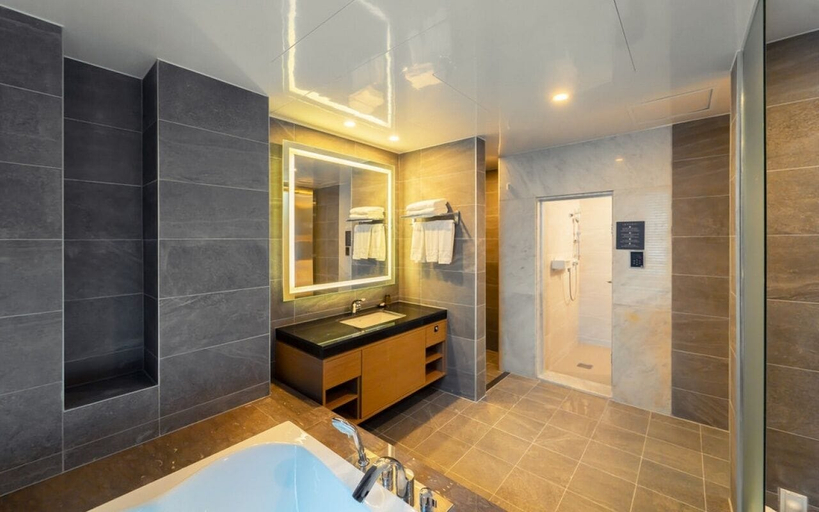 Bathroom 3, Partyz in Classic, Suwon