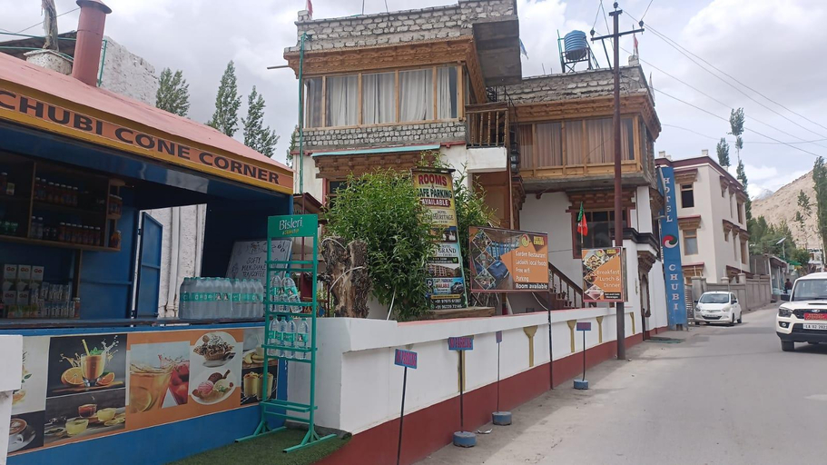 Others 3, Hotel Chubi Leh, Leh