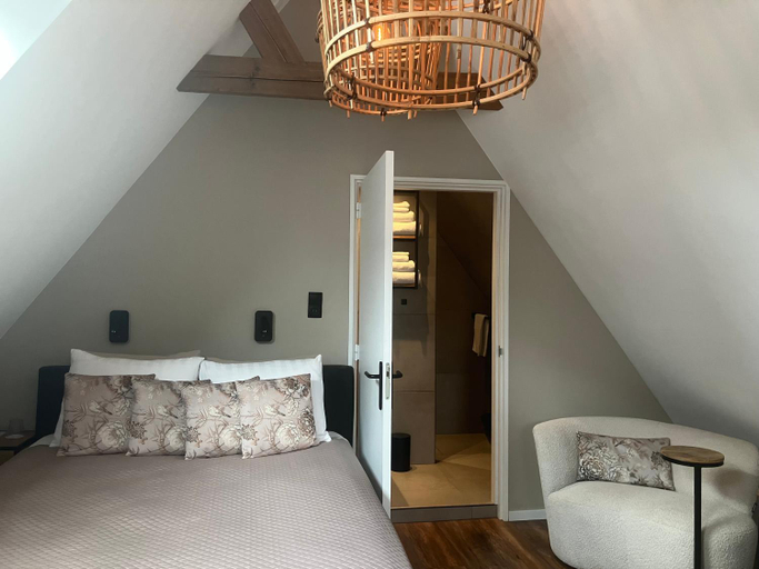 Bedroom 2, Bij ons op de Hoep., Schagen
