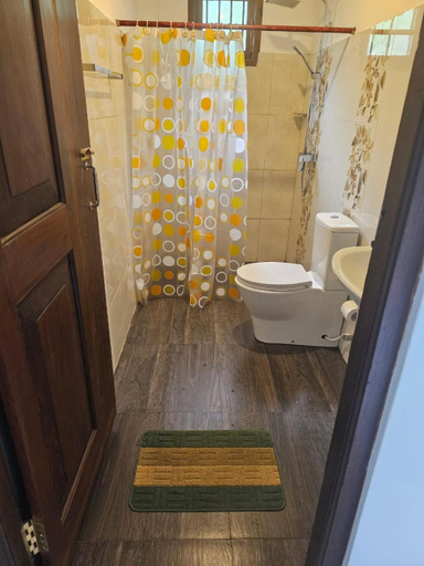 Bathroom 2, Ceylon Rich Leaves Ella, Ella