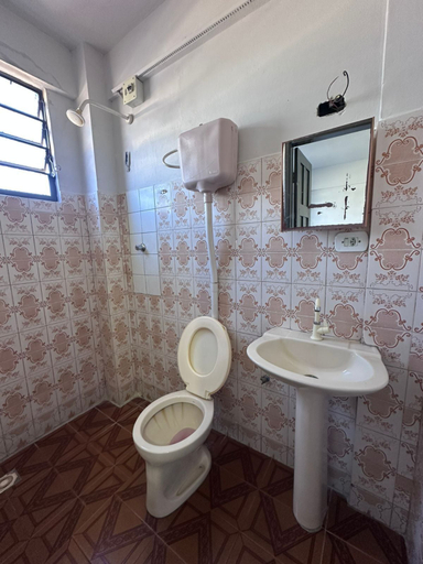 Bathroom 3, Hotel Ideal, Boa Vista