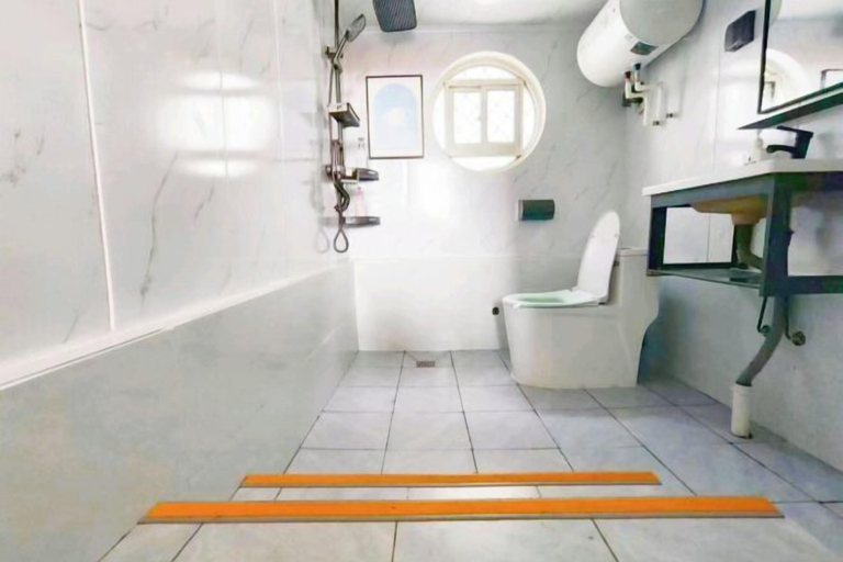 Bathroom 1, Weihai Shanhai Boutique Homestay, Weihai