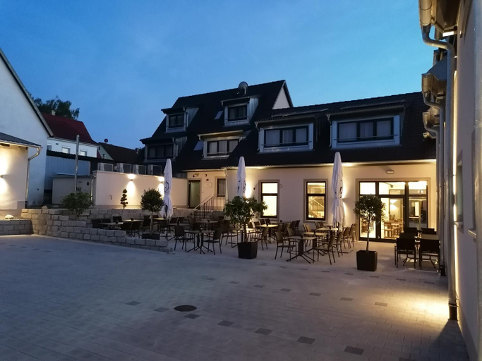 Exterior & Views 1, Landgasthof Niebler, Erlangen-Höchstadt