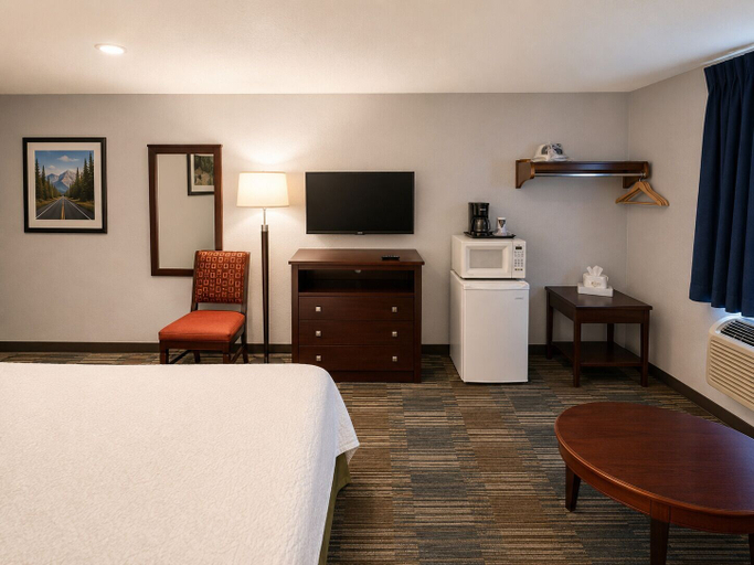 Bedroom 4, Corning Inn, Steuben