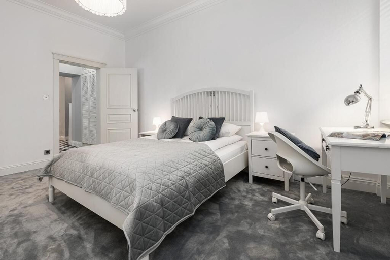 Room 5, ShortStayPoland Ludna B195, Warsaw