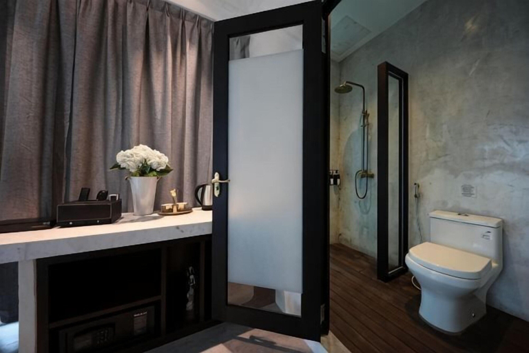 Bathroom 5, Manhattan Residence, Penang Island