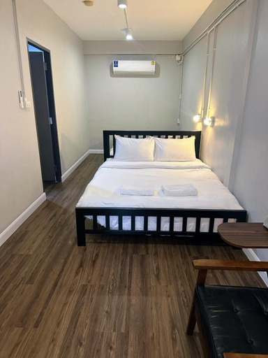 Bedroom 2, PICCOLO SUKHUMVIT HOSTEL - Self check-in after 6 pm, Phra Khanong