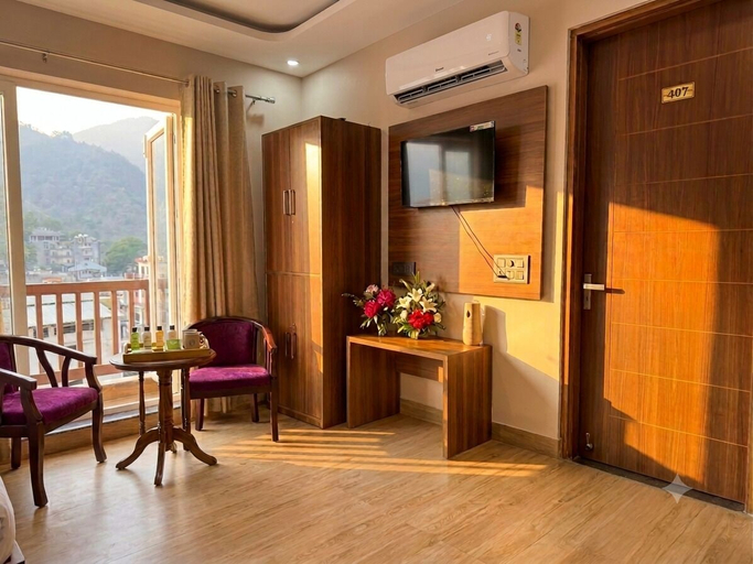 Interior, Hotel Riyansh & Cafe, Garhwal
