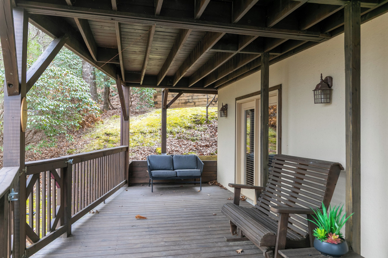 Interior 3, Happy Trees Cabin - et Friendly Spacious Cabin With Pool Table 15min to Boone, Watauga