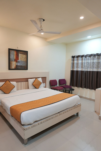 Room 2, Hotel Udyam Glory, Nagpur