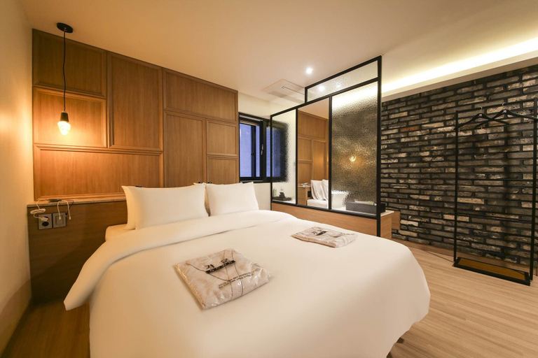 Room 4, WALL Hotel, Cheonan