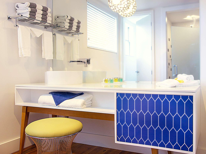 Bathroom 4, The Vagabond Hotel, Miami-Dade