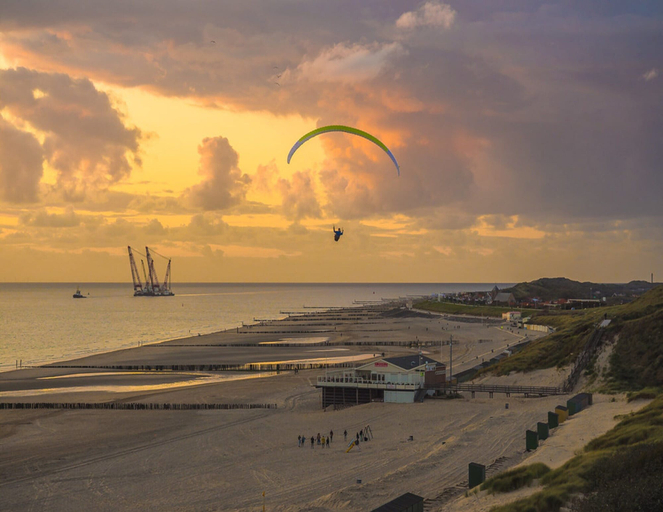 Others 3, Modern Beach Apartment Zoutelande, Veere