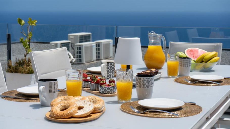 Food & Drinks, Villa Lilian by LovelyStay, Calheta