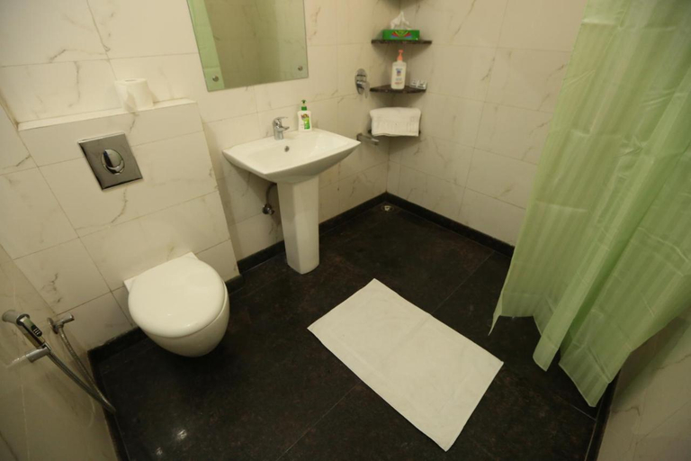 Bathroom 3, Urban Homes Stay, Gautam Buddha Nagar