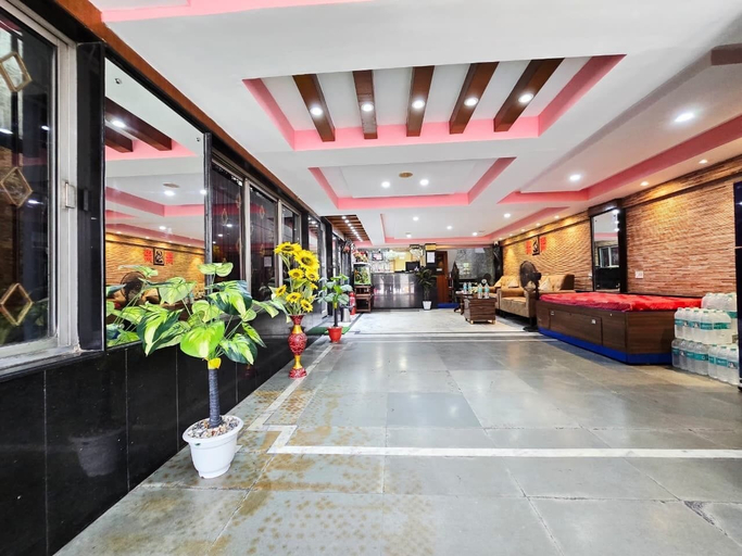 Lobby 5, Anandaloke Guest House, North 24 Parganas